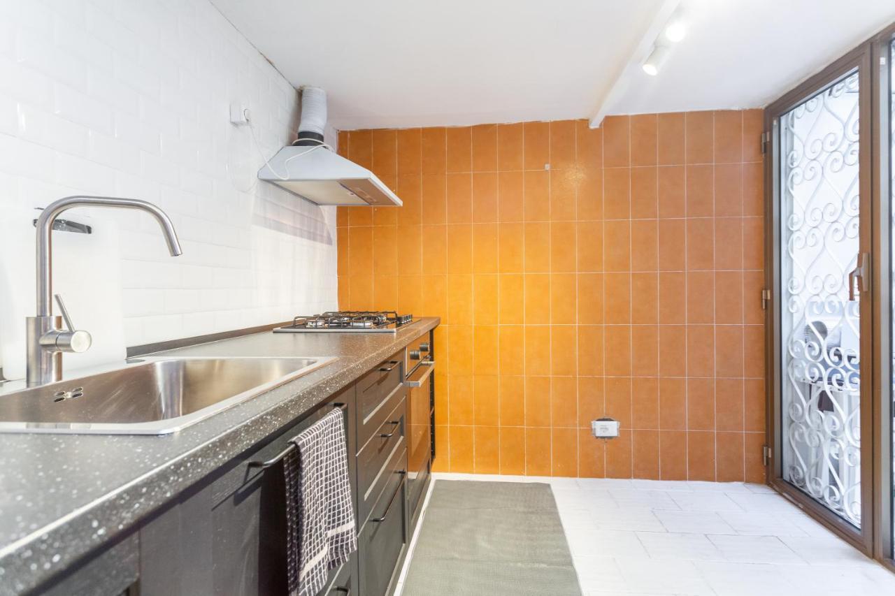 Daplace - Giulia Apartment Řím Exteriér fotografie